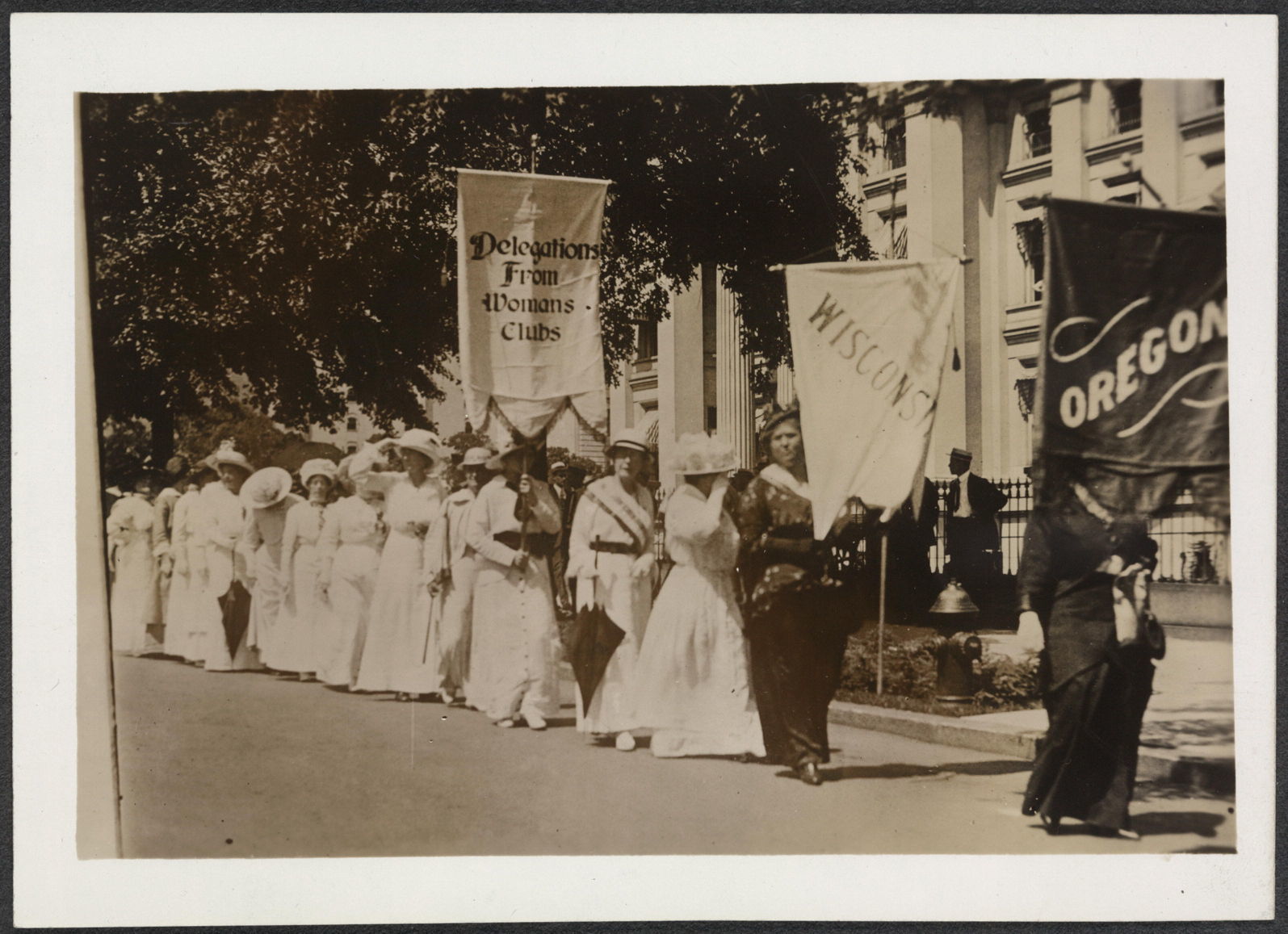 Wisconsin women for suffrage, 1913